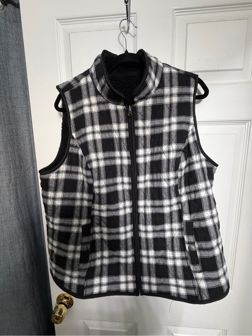 Reversible Black & White Plaid Quilted Vest - Women's Jacket